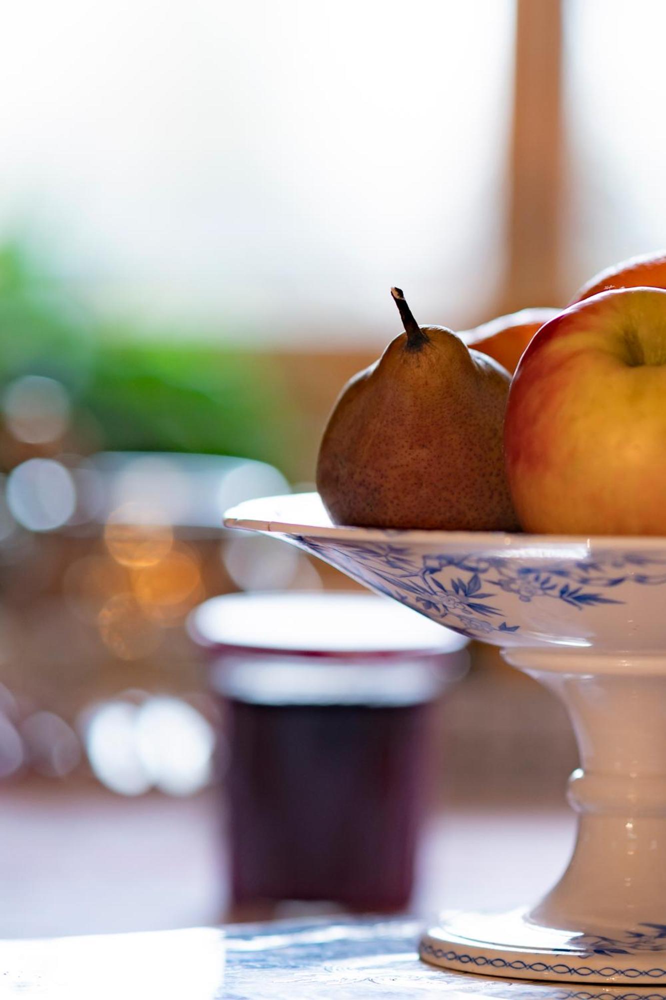 Domaine De Montclair Bed & Breakfast Pommiers  Bagian luar foto